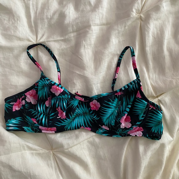 Tropical Print Underwire Bikini Top - Picture 1 of 7